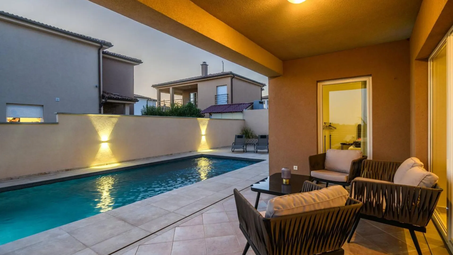 Villa Brionika Mit Pool Vodnjan